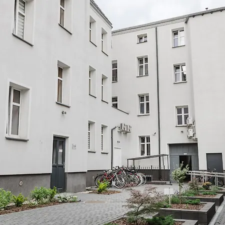 Jezyce Comfort By Bookinghost Apartamento *